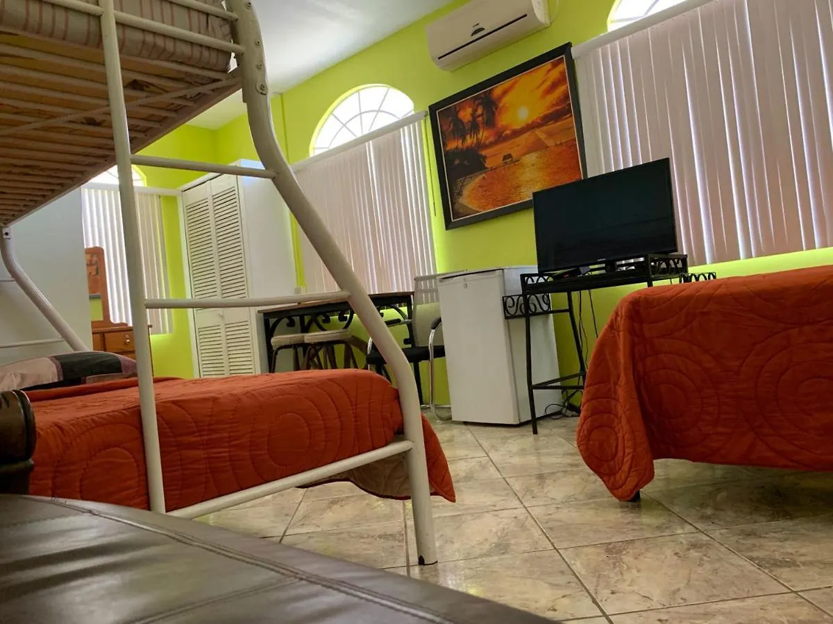 Carolyns View Hotel Port of Spain