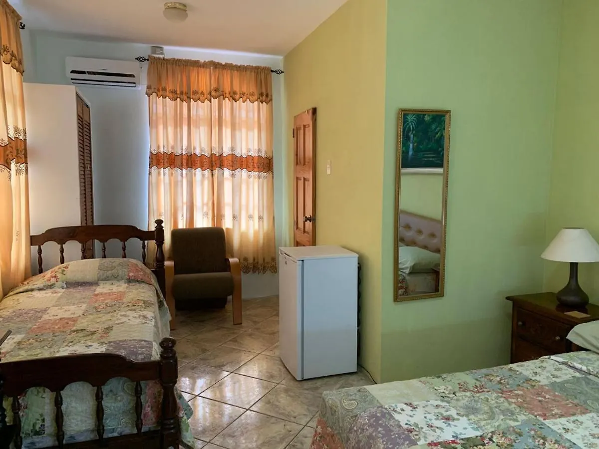 ** Affittacamere Carolyns View Hotel Port of Spain Trinidad e Tobago